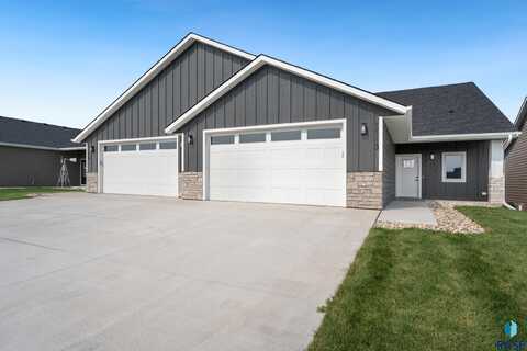 1113 S Foss Ave, Sioux Falls, SD 57110