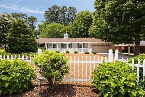 1100 Tuxedo Drive, Roswell, GA 30075