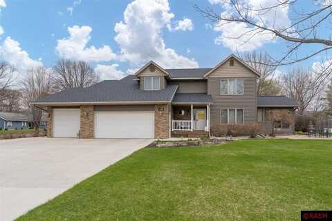 10 Cardinal Court, North Mankato, MN 56003