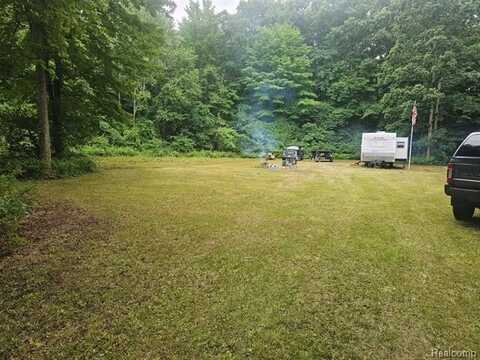 341 W Sawdust Corners Road, Lapeer, MI 48446