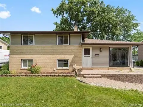 2553 Koper Drive, Macomb, MI 48310