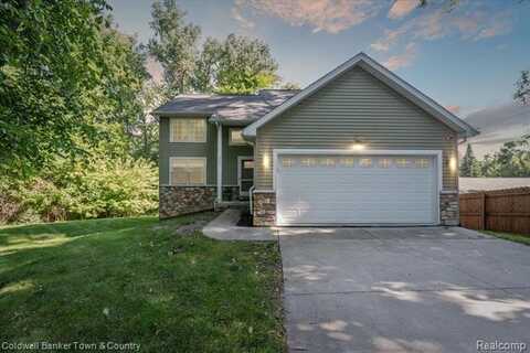 4577 Oaklawn Drive, Pinckney, MI 48169