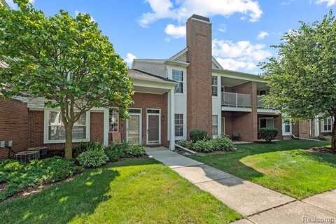 46214 Cavalier Drive, Macomb, MI 48044