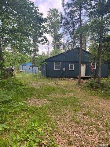 1185 E Hughes Lake Road, Rose City, MI 48654