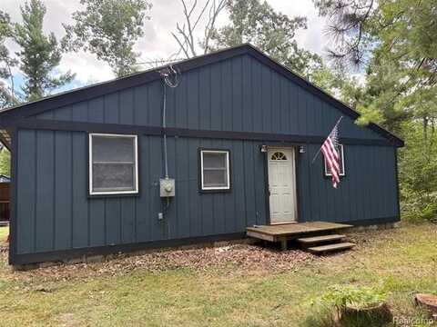 1185 E Hughes Lake Road, Rose City, MI 48654
