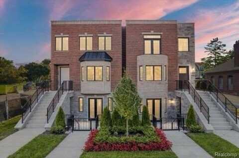 1213 N Main Street, Rochester, MI 48307