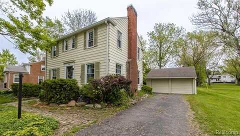 3070 OLD ORCHARD Drive, Waterford, MI 48328