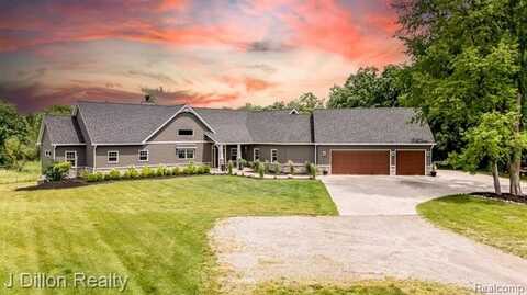 1811 E North Territorial Road, Whitmore Lake, MI 48189