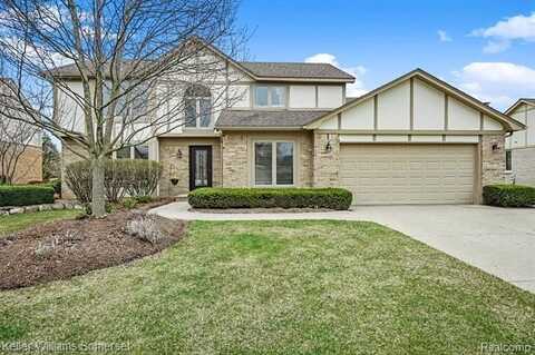 1346 Arbor Creek Drive, Rochester Hills, MI 48306