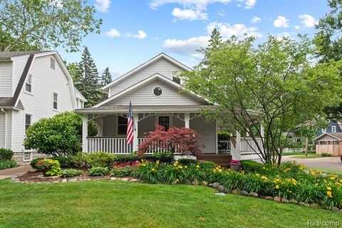 902 E 6th Street, Royal Oak, MI 48067