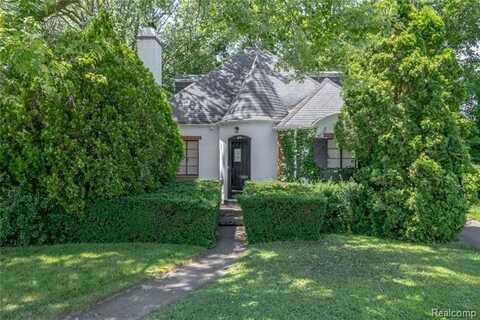 814 S Franklin Avenue, Flint, MI 48503