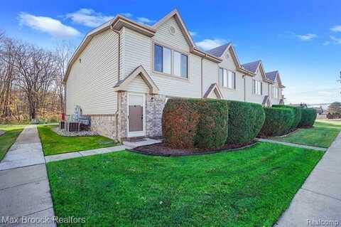50406 BAY Run S, Chesterfield, MI 48047