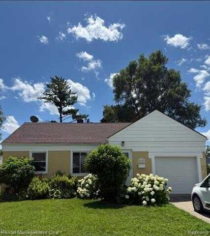 24123 Notre Dame Street, Dearborn Heights, MI 48124