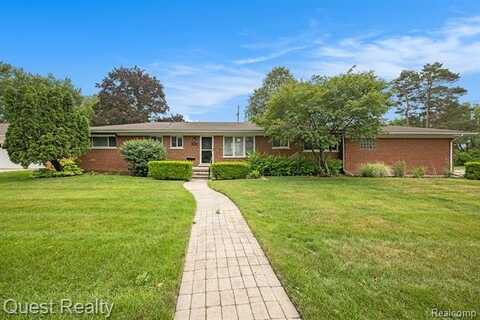 31618 Winchester Avenue, Warren, MI 48092