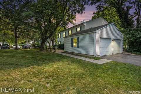 38683 Bayside Court, Clinton Township, MI 48038