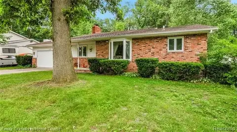 4779 Lakeshore Road, Fort Gratiot, MI 48059