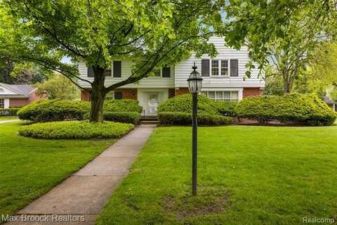 3287 Bradway Boulevard, Bloomfield Hills, MI 48301