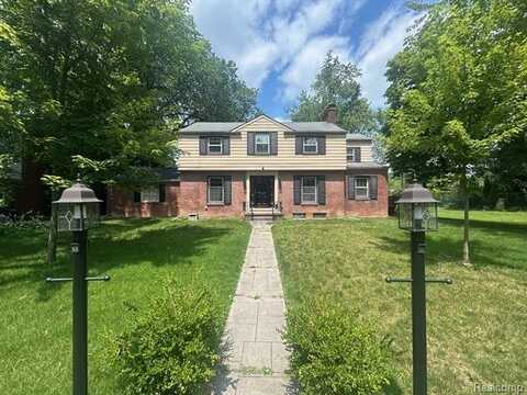 18750 Glenwood Boulevard, Southfield, MI 48076