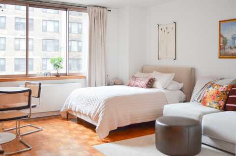 235 East 40th Street, New York, NY 10016