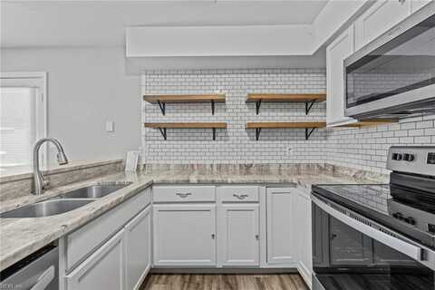 529 Pine Tops Court, Virginia Beach, VA 23451