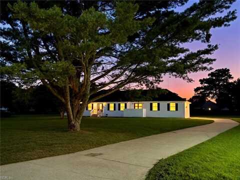 102 Foxcroft Road, Suffolk, VA 23435