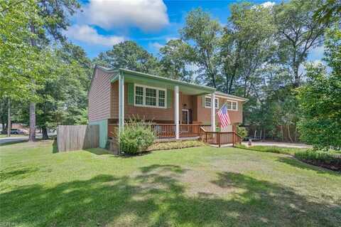 7899 Yacht Haven Road, Gloucester Point, VA 23062