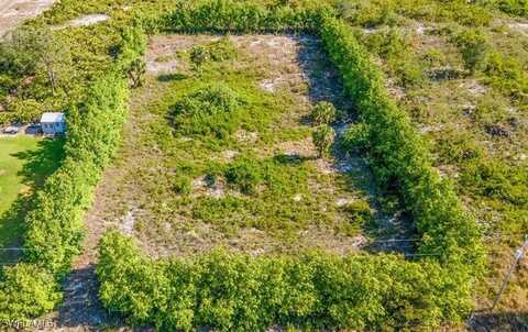 7644 8th Place, Labelle, FL 33935