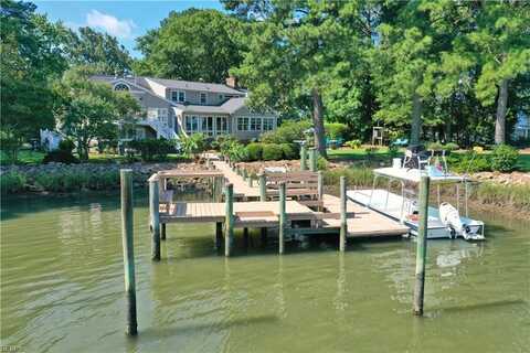 103 Darden Drive, Poquoson, VA 23662