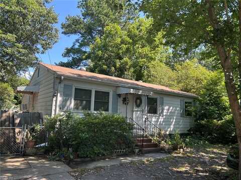 1009 72nd Street, Newport News, VA 23605