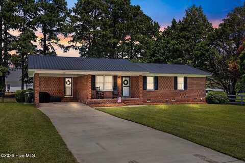 407 E Wilson, Macclesfield, NC 27852