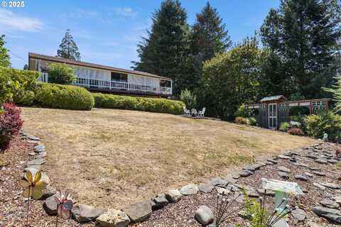 479 2ND ST, Elkton, OR 97436