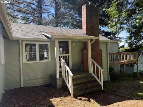 5290 HERMAN CAPE RD, Florence, OR 97439