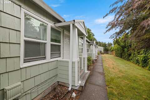 6200 SE 103rd AVE, Portland, OR 97266