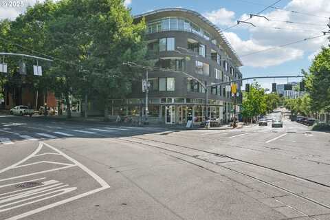 1234 SW 18TH AVE, Portland, OR 97205