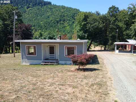 4623 S MYRTLE RD, Myrtle Creek, OR 97457