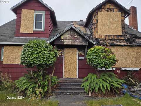 1410 MAPLE ST, Myrtle Point, OR 97458