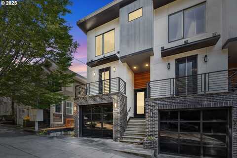 1625 SW MONTGOMERY ST, Portland, OR 97201