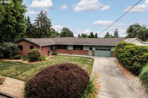 165 HALSEY ST, Saint Helens, OR 97051