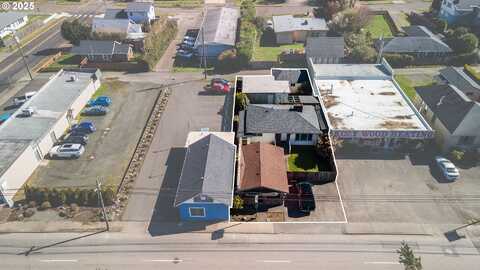 2245 BROADWAY AVE, North Bend, OR 97459