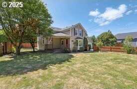 1425 N 1ST AVE, Kelso, WA 98626