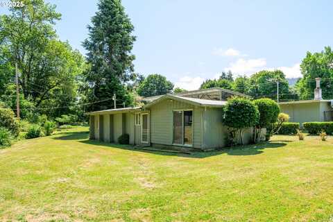 42789 MCKENZIE HWY, Leaburg, OR 97489