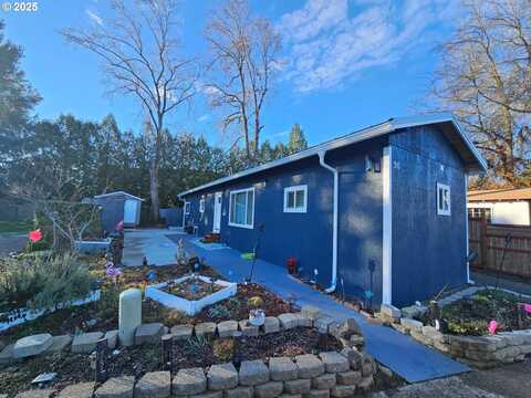 10405 SW DENNEY RD, Beaverton, OR 97008