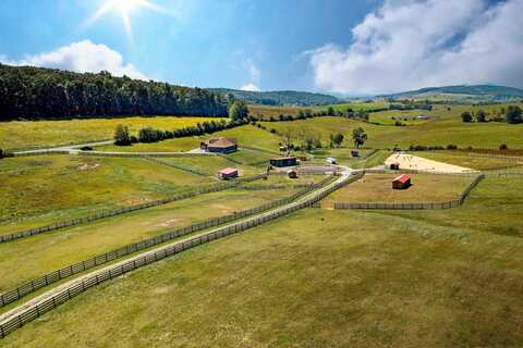 747 NEW PROVIDENCE RD, RAPHINE, VA 24472