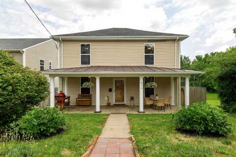 832 GRAYSON AVE, WAYNESBORO, VA 22980
