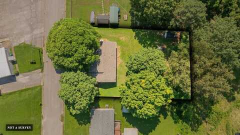 301 Belle Deere, Trenton, TN 38382