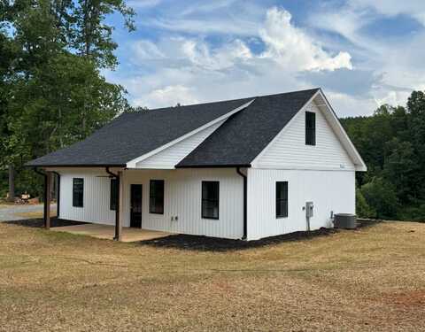 2508 Deyerle Knob RD, Rocky Mount, VA 24151