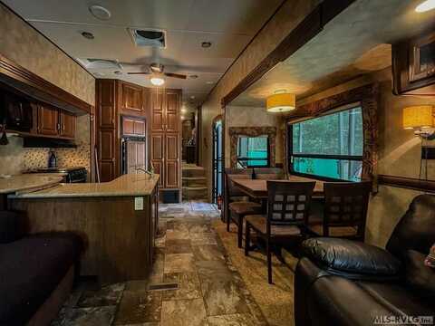 222 Haw Haw Trail, Bracey, VA 23919