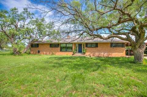 9826 Floyd Lane, San Angelo, TX 76901