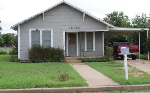 1008 10th St, Ballinger, TX 76821