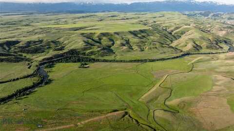 287 Spring Creek Road, Absarokee, MT 59001